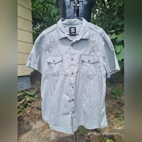 Route 66 Y2K tribal embroidered gray button down men's shirt - Picture 1 of 4